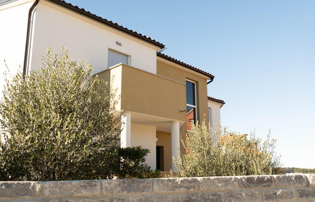 Paganor Apartments Pola Esterno foto
